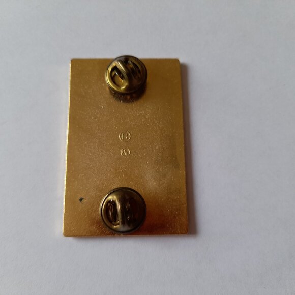 Vintage Golden Gate Bridge Enamel Pin: 1984 Lions Club Convention Souvenir - Picture 8 of 8